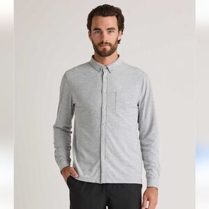 Quince Men's Propique Performance Long Sleeve Button Down, Light Gray, XL‎